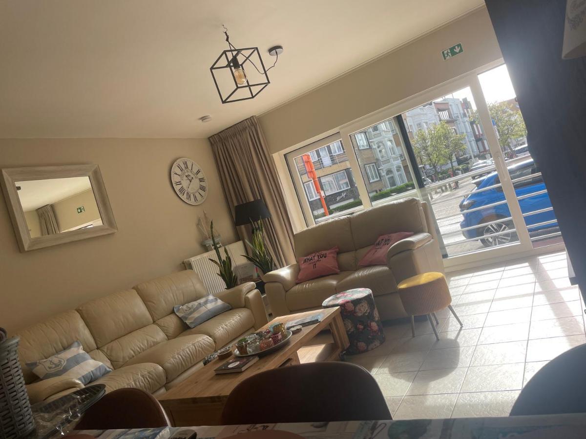 Appartement Des ambassadeurs à Blankenberge Extérieur photo